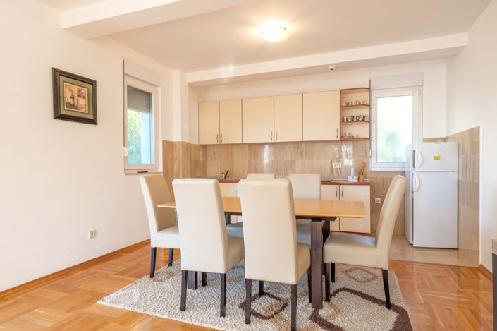 Image No.9-4 Bed Villa for sale