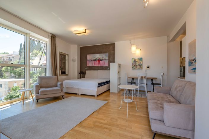 Image No.9-2 Bed Apartment for sale