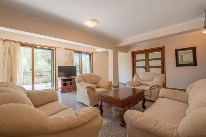 Image No.5-Appartement de 7 chambres à vendre à Budva