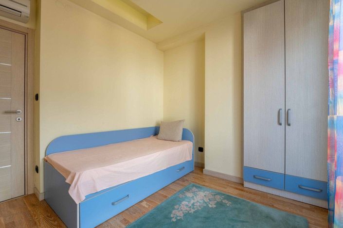 Image No.14-3 Bed Apartment for sale