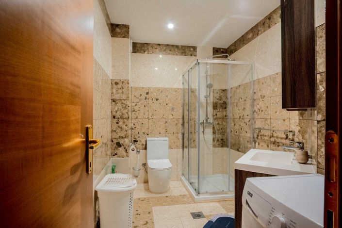 Image No.13-1 Bed Apartment for sale