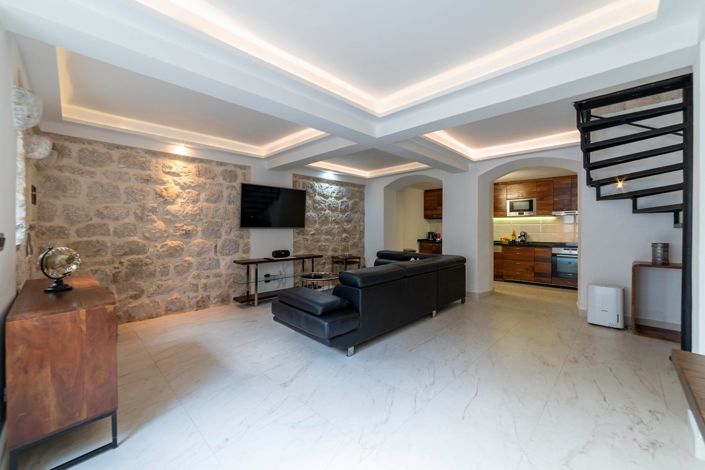 Image No.7-4 Bed House for sale