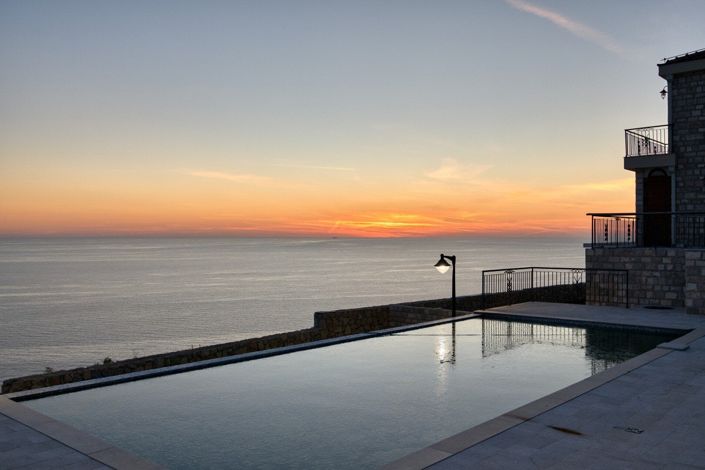 Image No.19-2 Bed House for sale