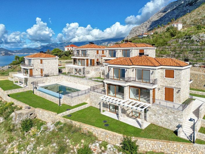 Image No.5-2 Bed House for sale