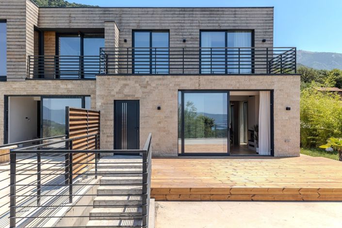 Image No.24-2 Bed House for sale