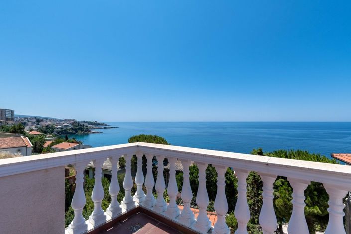 Image No.26-8 Bed Villa for sale