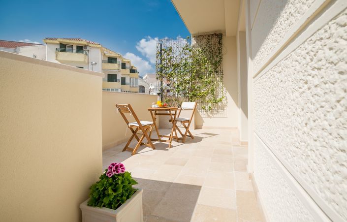 Image No.30-9 Bed Hotel for sale