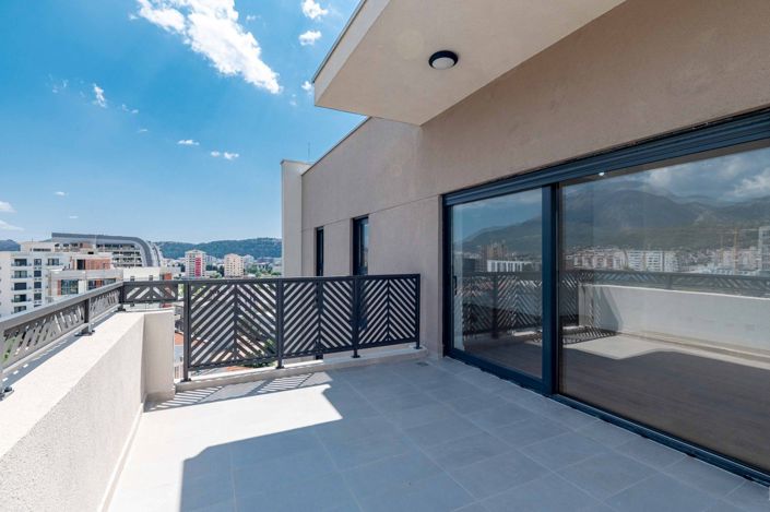 Image No.14-3 Bed Apartment for sale