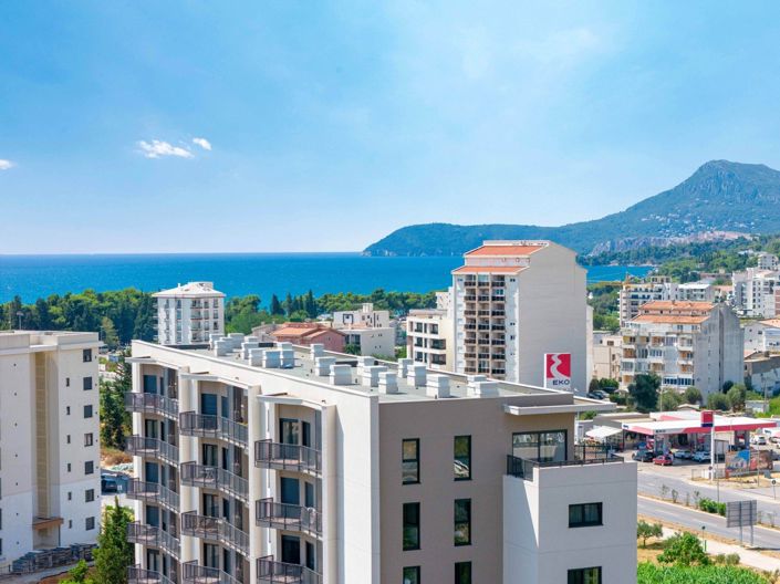 Image No.3-3 Bed Apartment for sale