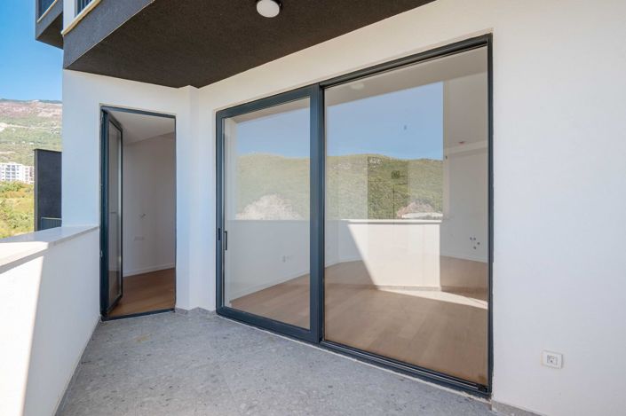 Image No.13-1 Bed Apartment for sale