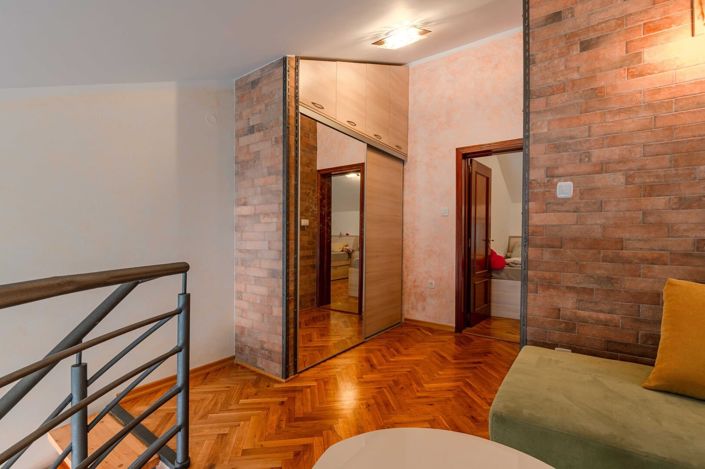 Image No.10-2 Bed Apartment for sale