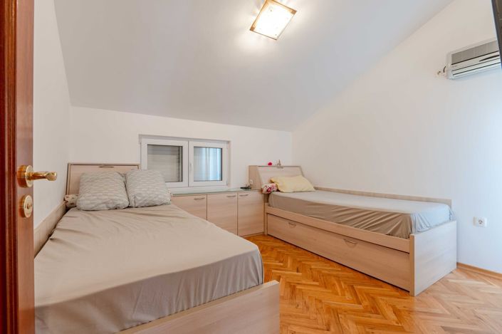 Image No.15-2 Bed Apartment for sale