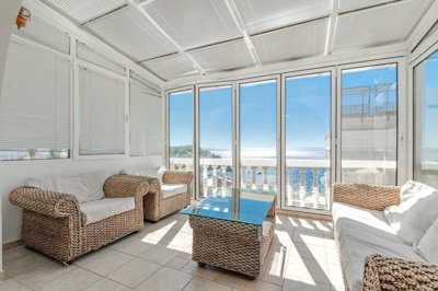 3-one-bedroom-apartment-with-open-sea-view-pr