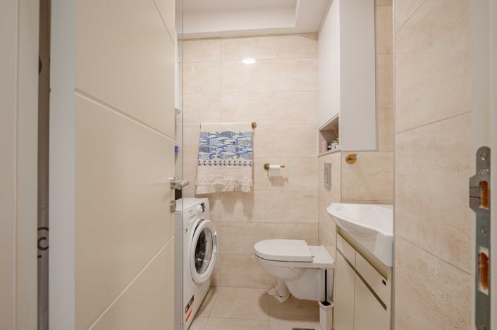 Image No.17-1 Bed Apartment for sale