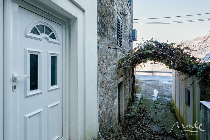 Image No.17-7 Bed House for sale