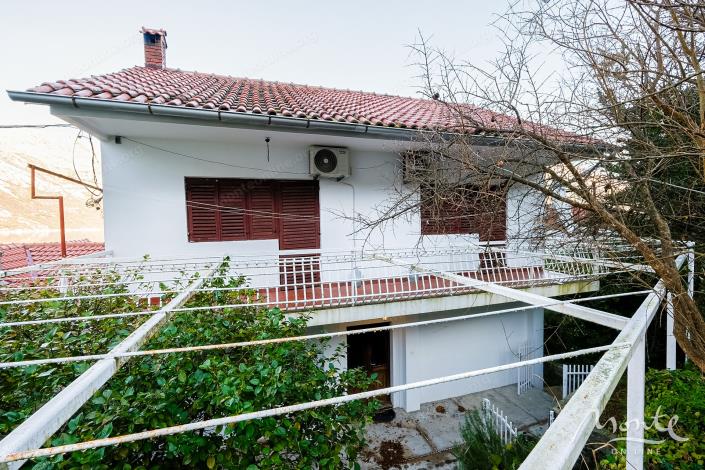 Image No.23-7 Bed House for sale