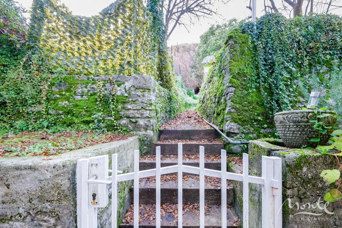 Image No.25-7 Bed House for sale