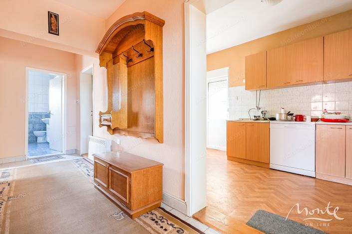 Image No.9-2 Bed House for sale