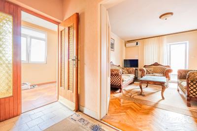 semejnyj-2-etazhnyj-dom-s-vidom-na-more-v-tivate_12