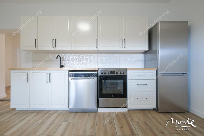 Image No.13-4 Bed House for sale