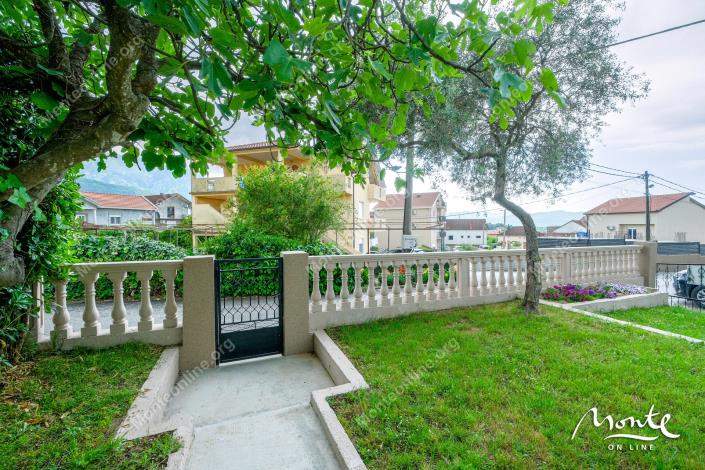 Image No.16-4 Bed House for sale