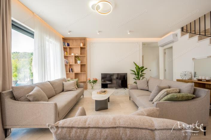 Image No.6-4 Bed Villa for sale