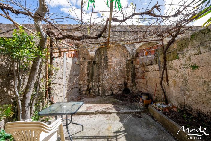 Image No.7-4 Bed Townhouse for sale