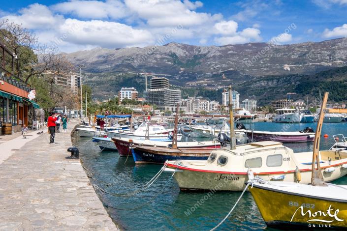 Image No.36-4 Bed Townhouse for sale