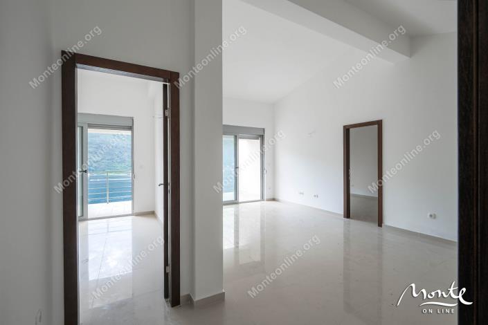 Image No.22-3 Bed Apartment for sale