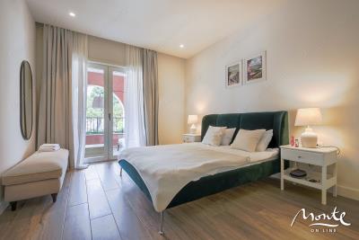 prostornaya-1-spalnaya-kvartira-v-elitnom-komplekse-centrale-lustica-bay_04