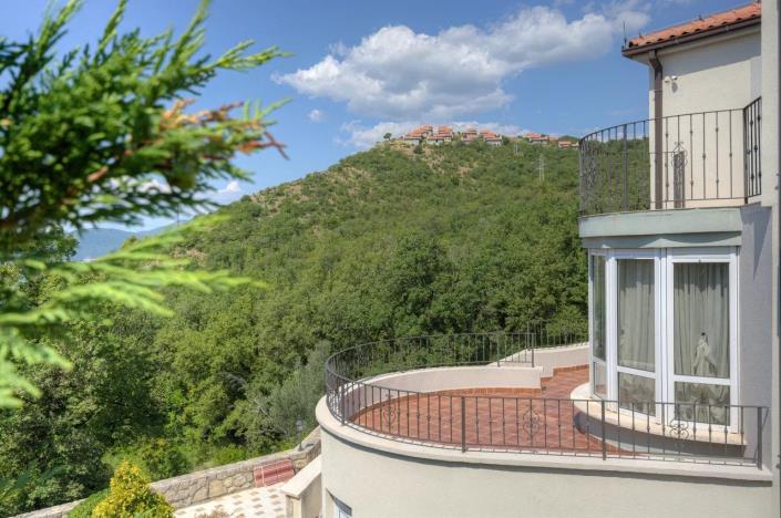 Image No.5-5 Bed Villa for sale