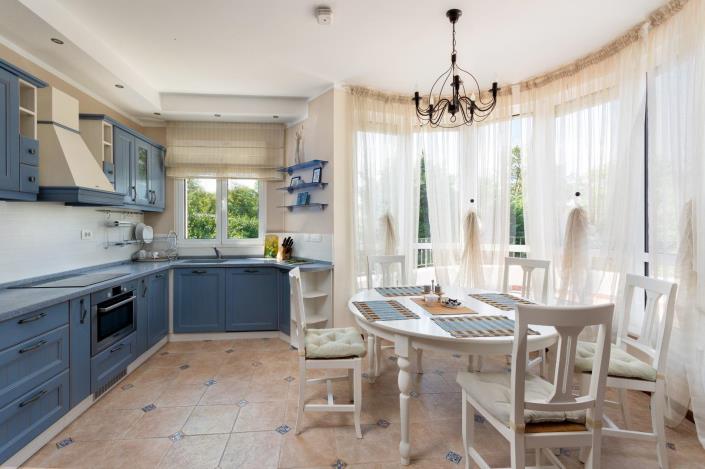 Image No.10-5 Bed Villa for sale