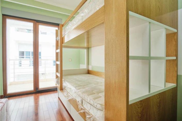 Image No.14-4 Bed Penthouse for sale