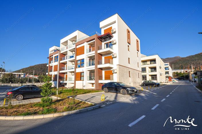 Image No.21-2 Bed Flat for sale