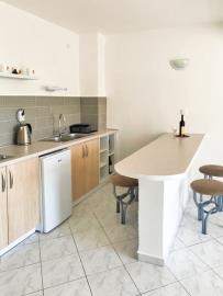 otel-s-panoramnymi-vidami-v-petrovcze_03