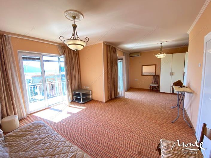 Image No.15-3 Bed House for sale