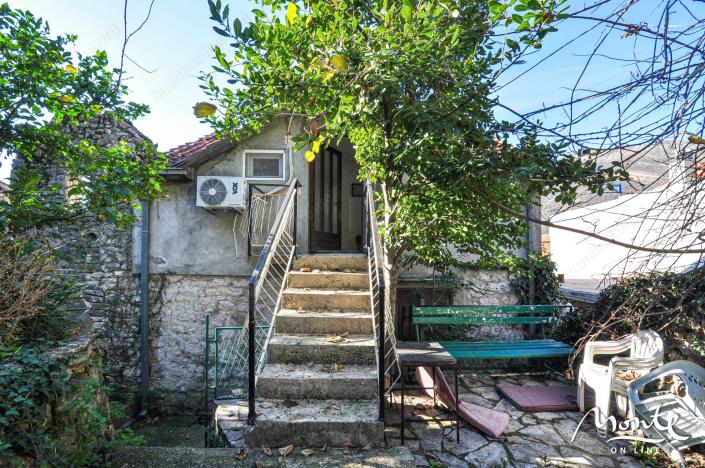 Image No.15-4 Bed House for sale