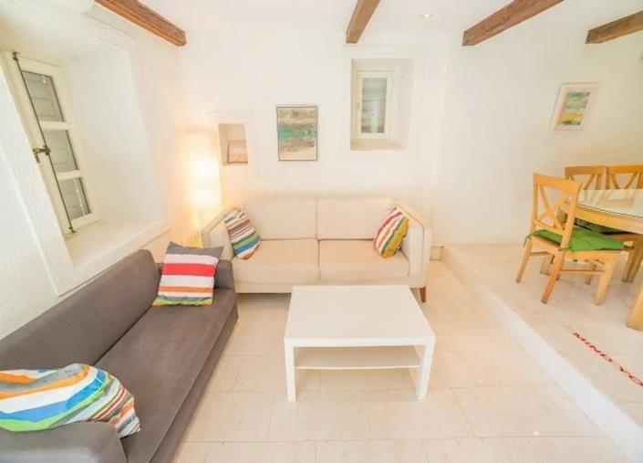 Image No.12-3 Bed House for sale