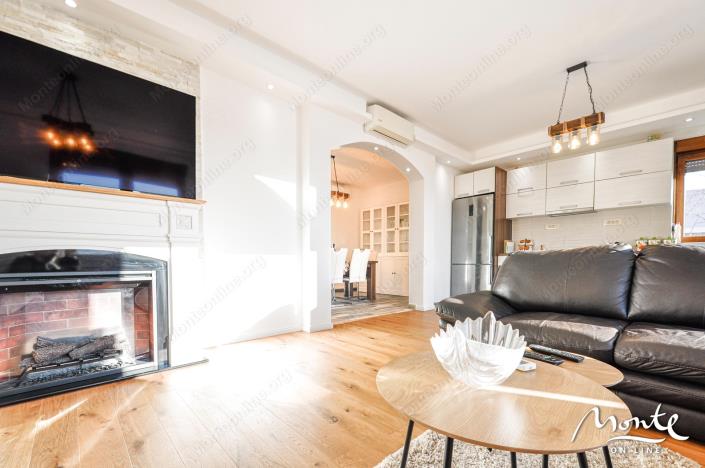 Image No.9-3 Bed House for sale