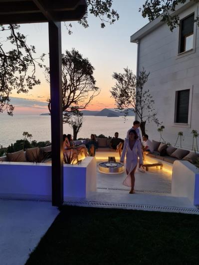 Image No.10-5 Bed Villa for sale