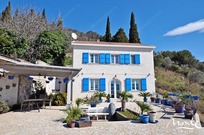 Image No.4-4 Bed Villa for sale