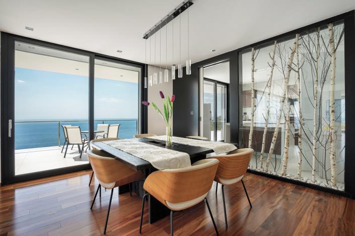 Image No.11-7 Bed Villa for sale