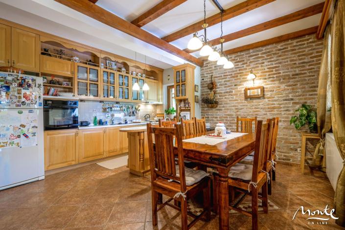 Image No.19-4 Bed Villa for sale