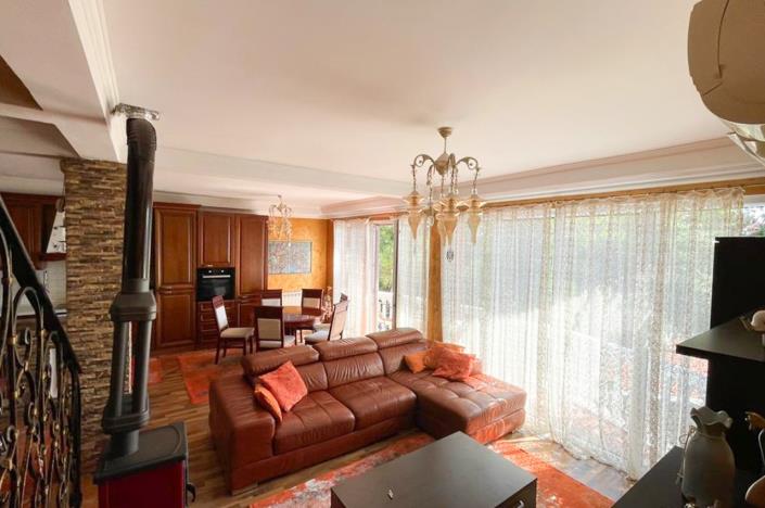 Image No.24-4 Bed House for sale