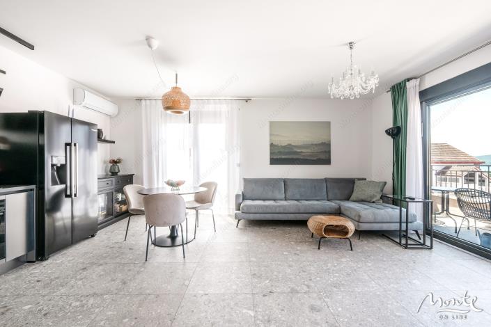 Image No.3-3 Bed Flat for sale