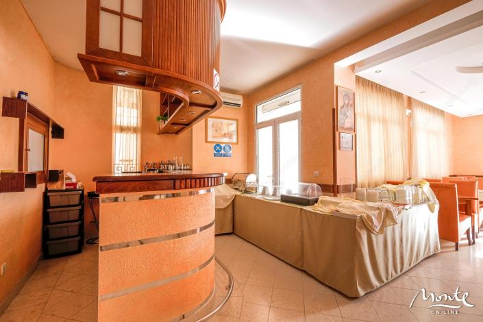 Image No.37-33 Bed Hotel for sale