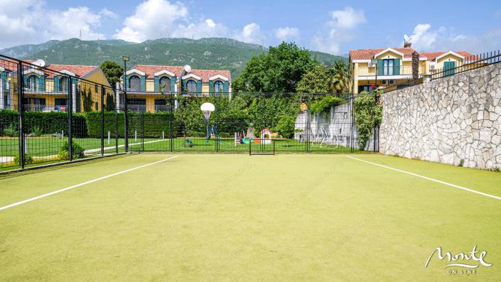 Image No.30-4 Bed Townhouse for sale