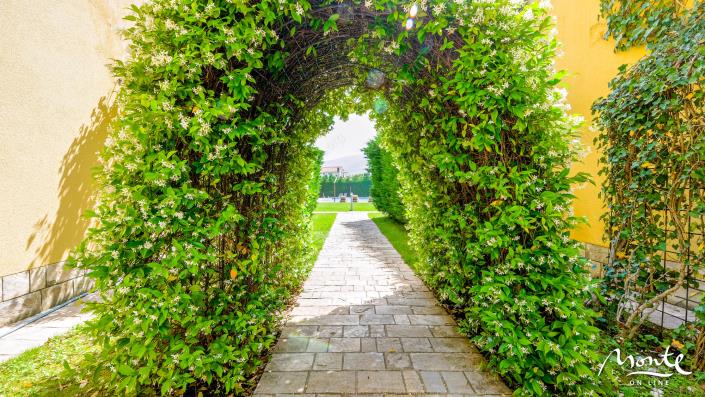 Image No.33-4 Bed Townhouse for sale