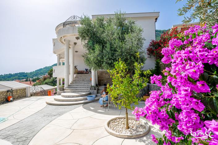 Image No.46-7 Bed Villa for sale