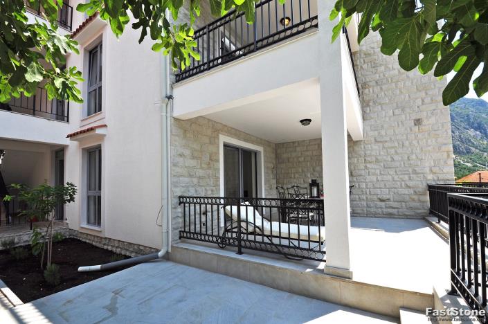 Image No.12-3 Bed Duplex for sale